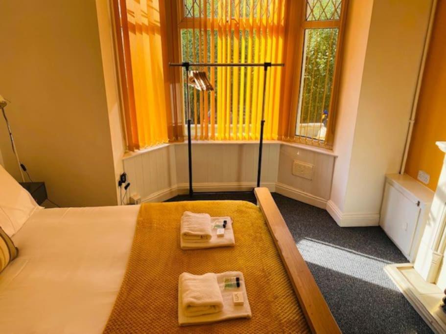 Goldcroft Villa Abertillery Exteriör bild