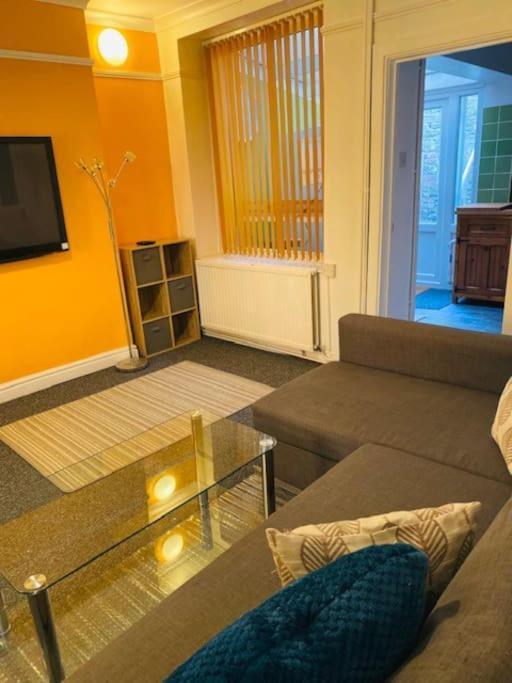 Goldcroft Villa Abertillery Exteriör bild