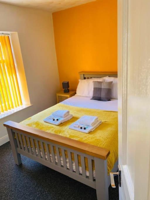 Goldcroft Villa Abertillery Exteriör bild